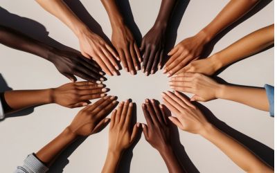 12月20日は、人間の連帯国際デーです。